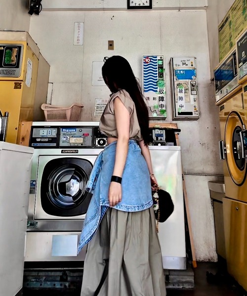 THEODORIC.dy(セオドリックディ)の「コンパクトシャツ&スカートセット(美バランスで魅せるセットアップ)/Compact Shirt & Skirt Set(ワンピース・レディース・ホワイト/ブラック/カーキ・FREE)」の9枚目の写真
