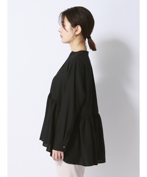 SUIT SQUARE(スーツスクエア)の「チュニックブラウス ウォッシャブル UVカット シアーソフトクロス 無地(シャツ/ブラウス・レディース・ブラウン系/ブラック系・38(9号))」の16枚目の写真