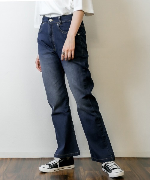 RCD(アールシーディー)の「セミフレアパンツ(デニムパンツ・レディース・ネイビー/ダークネイビー/ブラック/ブルー・M/L/LL/3L/4L)」の21枚目の写真
