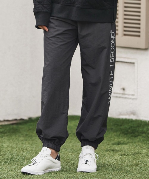 1minute 1second（ワンミニットワンセカンド）の「mp13847-cotton like nylon training pants with logo print ナイロンパンツ（その他パンツ・メンズ・ブラック/ネイビー/チャコール・S/M/L/XL）」の4枚目の写真