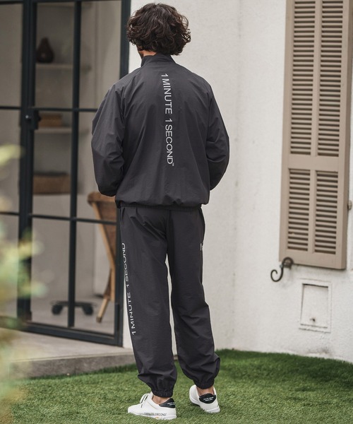 1minute 1second（ワンミニットワンセカンド）の「mp13847-cotton like nylon training pants with logo print ナイロンパンツ（その他パンツ・メンズ・ブラック/ネイビー/チャコール・S/M/L/XL）」の9枚目の写真