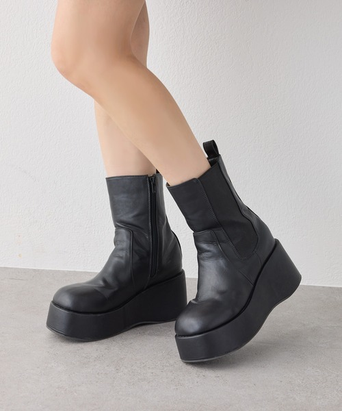 【NICE CLAUP】サイドゴアボリュームソールショートブーツ Mサイズ✨️ セール】【マイナス3キロ見え】サイドゴアボリュームソールショート