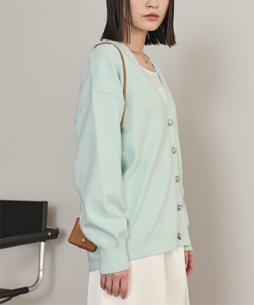 miette（ミエット）の「変形ボタンVネックカーディガン（カーディガン/ボレロ・レディース・アイボリー/ネイビー/ミント/グレー・FREE）」の9枚目の写真