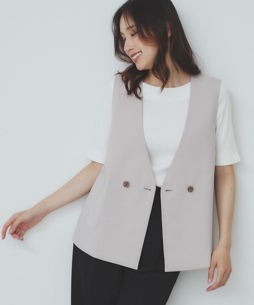 index（インデックス）の「バックフリルデザインジレ/セットアップ可【洗濯機洗い可/接触冷感/吸水速乾/ストレッチ】（ベスト・レディース・ブラック/ライトベージュ/チャコールグレー・36/38/40/42）」の3枚目の写真