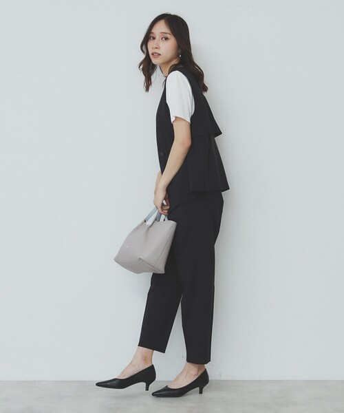 index（インデックス）の「バックフリルデザインジレ/セットアップ可【洗濯機洗い可/接触冷感/吸水速乾/ストレッチ】（ベスト・レディース・ブラック/ライトベージュ/チャコールグレー・36/38/40/42）」の11枚目の写真