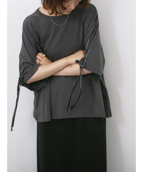 Samansa Mos2 blue(サマンサモスモスブルー)の「◎【接触冷感】ベロアラインリボンTシャツ(Tシャツ/カットソー・レディース・トップグレー/チャコールグレー/ネイビー・F)」の2枚目の写真