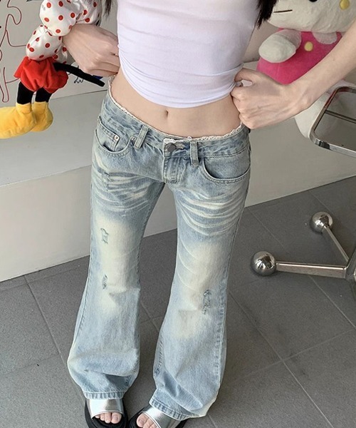 Dream garden（ドリームガーデン）の「ウエストレースダメージ加工フレアデニムパンツ（デニムパンツ・レディース・ライトブルー・XS/M/L/2XL/4XL/S/XL/3XL）」の8枚目の写真
