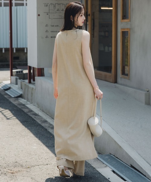 slattgir(スラットジール)の「高身長 リネンライクノースリーブワンピース(セットアップ対応)(トールサイズ)Essenave(ワンピース・レディース・ベージュ/ネイビー・TM/TL/TLL/T3L/T4L/T5L)」の13枚目の写真