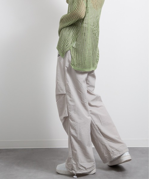 CERCA（チェルカ）の「HALEY PESCA/ワイドレッグ　ストリート　カーゴパンツ（カーゴパンツ・レディース・グレー・SMALL）」の13枚目の写真