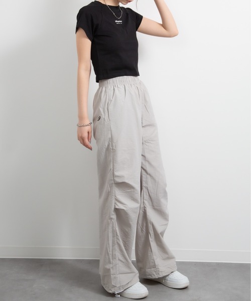 CERCA（チェルカ）の「HALEY PESCA/ワイドレッグ　ストリート　カーゴパンツ（カーゴパンツ・レディース・グレー・SMALL）」の22枚目の写真