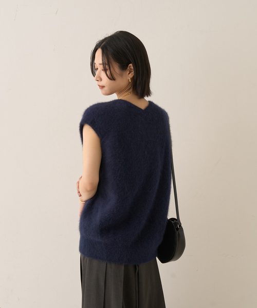 Rouge vif(ルージュヴィフ)の「フォックスウール ニットベスト(ニット/セーター・レディース・アイボリー/ネイビー・フリー)」の13枚目の写真