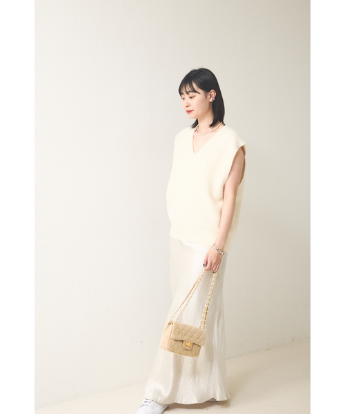 Rouge vif(ルージュヴィフ)の「フォックスウール ニットベスト(ニット/セーター・レディース・アイボリー/ネイビー・フリー)」の18枚目の写真