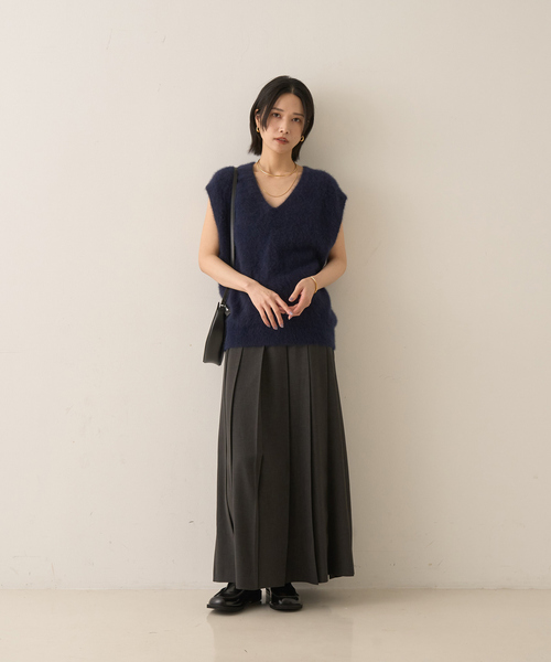 Rouge vif(ルージュヴィフ)の「フォックスウール ニットベスト(ニット/セーター・レディース・アイボリー/ネイビー・フリー)」の22枚目の写真