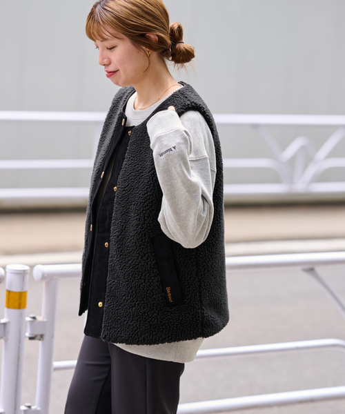 Barbour（バブアー）の「《追加》【BARBOUR/バブアー】DULSIE LINER：ボアベスト（その他アウター・レディース・ブラック/カーキ・10）」の13枚目の写真