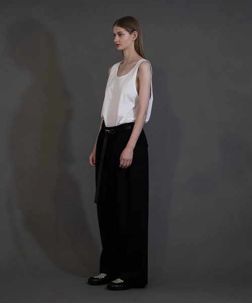 my beautiful landlet（マイビューティフルランドレット）の「【my beautiful landlet】 STRIPE WOOL TUCK WIDE PANTS（スラックス・メンズ・グレー/ネイビー/ブラック・1/2/0）」の8枚目の写真