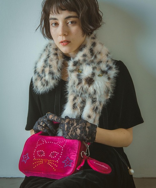 Three Four Time（ｽﾘｰﾌｫｰﾀｲﾑ）の「【Casselini / キャセリーニ】HOTFIX ミニバッグ（ショルダーバッグ・レディース・ブラック/ピンク・FREE）」の2枚目の写真