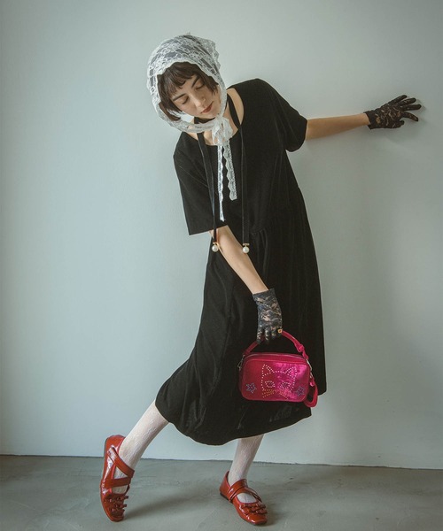 Three Four Time（ｽﾘｰﾌｫｰﾀｲﾑ）の「【Casselini / キャセリーニ】HOTFIX ミニバッグ（ショルダーバッグ・レディース・ブラック/ピンク・FREE）」の11枚目の写真