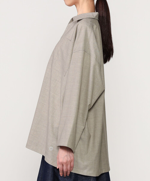 ORCIVAL(オーシバル)の「ORCIVAL | ストレッチブロード スキッパーシャツ WOMEN(シャツ/ブラウス・レディース・ベージュ系その他/ネイビー・1)」の11枚目の写真