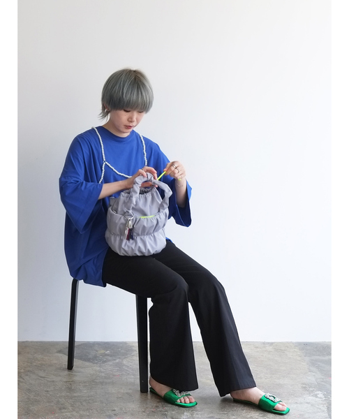 cheek(BAG)(チーク)の「【cheek】pokkori kincyaku2way 2WAY 巾着 ミニ ナイロン トートバッグ(トートバッグ・レディース・グレー/ブラック/パープル・フリー)」の4枚目の写真