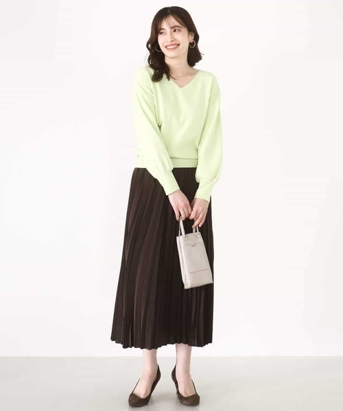 OFUON le MK（オフオンルエムケー）の「ピーチサテンプリーツスカート/洗える（スカート・レディース・ブラウン/ベージュ・36/38/40）」の11枚目の写真