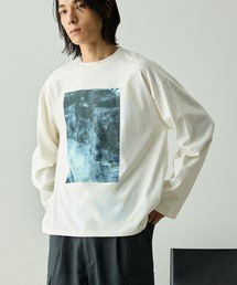 EMMA CLOTHES（エマクローズ）の「〈速乾〉ピグメント加工アートグラフィックプレーティングオーバーサイズロングスリーブTee（Tシャツ/カットソー・レディース）」