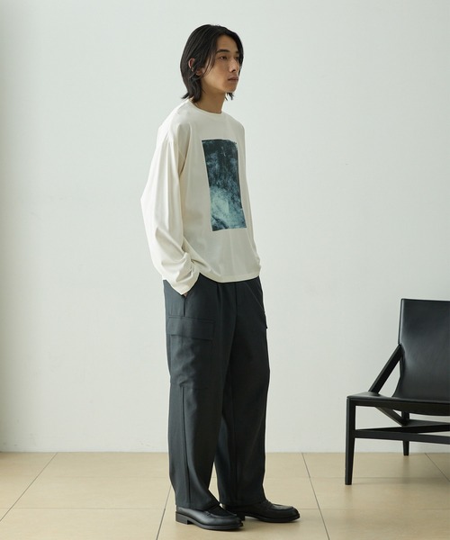 EMMA CLOTHES（エマクローズ）の「〈速乾〉ピグメント加工アートグラフィックプレーティングオーバーサイズロングスリーブTee（Tシャツ/カットソー・メンズ・ホワイト系/ブラック系/スミクロ/オフホワイト・L/M）」の19枚目の写真