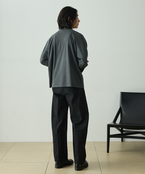 EMMA CLOTHES（エマクローズ）の「〈速乾〉ピグメント加工アートグラフィックプレーティングオーバーサイズロングスリーブTee（Tシャツ/カットソー・メンズ・ホワイト系/ブラック系/スミクロ/オフホワイト・L/M）」の16枚目の写真