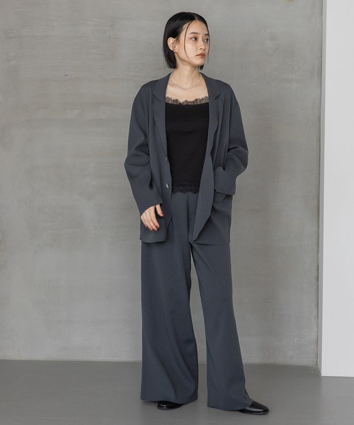 A part by(アパートバイ)の「ニットジャケットセットアップ(パンツドレス・レディース・ベージュ/チャコールグレー/ブラック・FREE)」の2枚目の写真