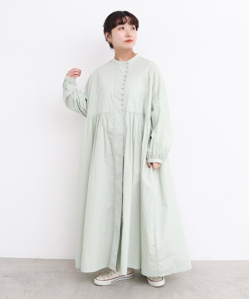 l'atelier du savon（アトリエドサボン）の「_タイプライターころころボタンワンピース（ワンピース・レディース・ホワイト/グリーン/ブラック/イエロー・FREE）」の4枚目の写真