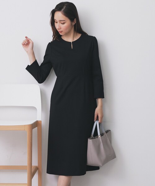 ストレッチキーネックワンピース【洗濯機OK/イージーアイロン