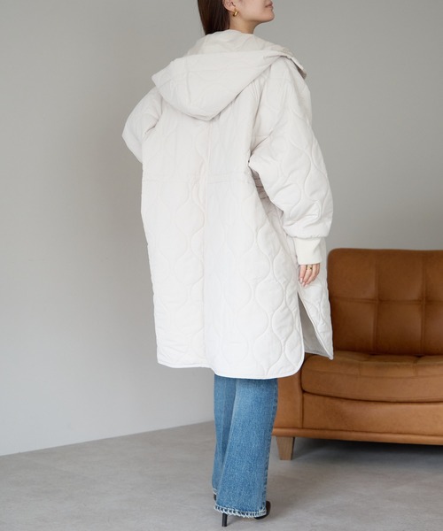 PREFERIR(プレフェリール)の「キルティング フードモンスターコート(ダウンジャケット/コート・レディース・ブラック/オフホワイト・MEDIUM)」の15枚目の写真