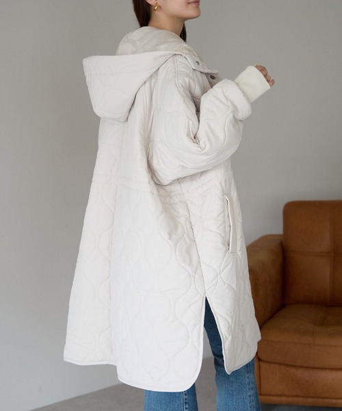 PREFERIR(プレフェリール)の「キルティング フードモンスターコート(ダウンジャケット/コート・レディース・ブラック/オフホワイト・MEDIUM)」の18枚目の写真