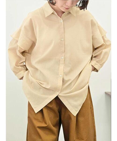 SM2（エスエムツー）の「肩フリル切替シャツ（シャツ/ブラウス・レディース・オレンジ/グリーン/ベージュ/ブラック・F）」の2枚目の写真