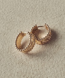 ヴィンテージ シック エングレイヴ ワンタッチ ピアス