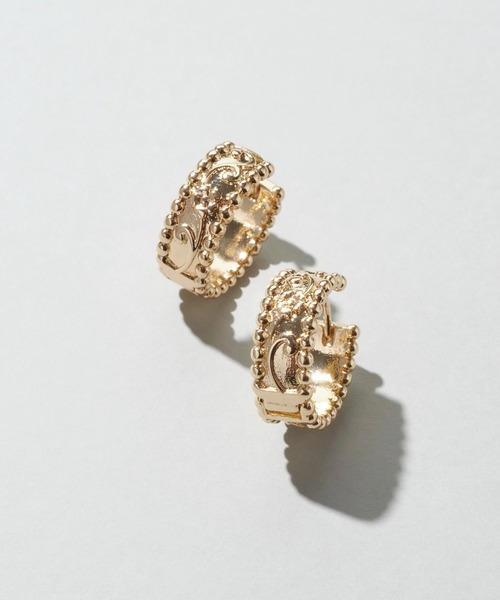GOLDY(ゴールディ)の「ヴィンテージ シック エングレイヴ ワンタッチ ピアス(ピアス(両耳用)・レディース・シルバー/ゴールド/シルバー系その他/ゴールド系その他・FREE)」の6枚目の写真