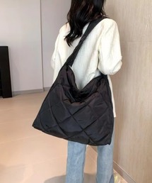 H.TOKYO | 【BIGサイズ/軽くて大容量】キルティング ショルダーバッグ(ショルダーバッグ)