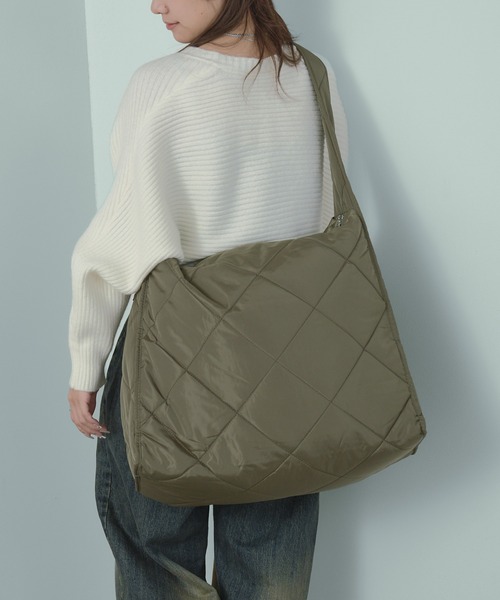 H.TOKYO（エイチトウキョウ）の「【BIGサイズ/軽くて大容量】キルティング ショルダーバッグ（ショルダーバッグ・レディース・ブラック/ブラウン/カーキ・FREE）」の12枚目の写真
