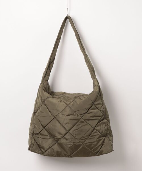 H.TOKYO（エイチトウキョウ）の「【BIGサイズ/軽くて大容量】キルティング ショルダーバッグ（ショルダーバッグ・レディース・ブラック/ブラウン/カーキ・FREE）」の17枚目の写真