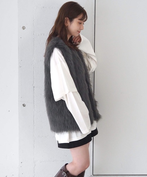 tiptop（ティップトップ）の「ロングフォックスファーベスト（ベスト・レディース・チャコールグレー/グレイッシュベージュ/アイボリー・FREE）」の8枚目の写真