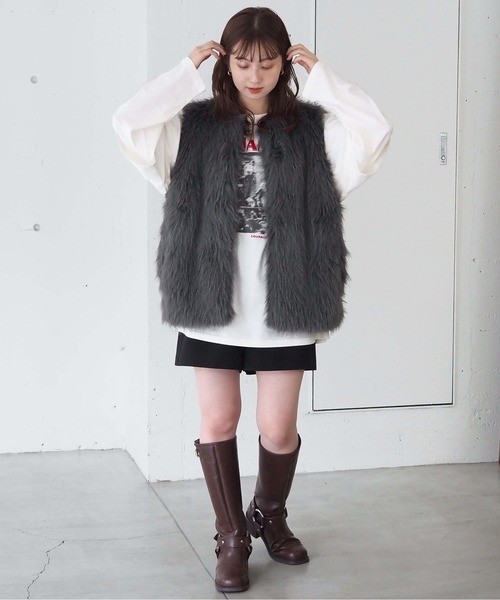 tiptop（ティップトップ）の「ロングフォックスファーベスト（ベスト・レディース・チャコールグレー/グレイッシュベージュ/アイボリー・FREE）」の11枚目の写真