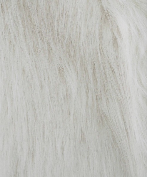 tiptop（ティップトップ）の「ロングフォックスファーベスト（ベスト・レディース・チャコールグレー/グレイッシュベージュ/アイボリー・FREE）」の7枚目の写真