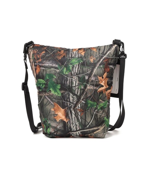 WEEKEND(ER)（ウィークエンダー）の「WEEKENDER: キルティング ミニ ショルダーバッグ（ショルダーバッグ・メンズ・ブラック/ライトブルー/マルチ・ONE SIZE）」の5枚目の写真