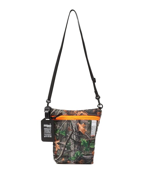 WEEKEND(ER)（ウィークエンダー）の「WEEKENDER: キルティング ミニ ショルダーバッグ（ショルダーバッグ・メンズ・ブラック/ライトブルー/マルチ・ONE SIZE）」の7枚目の写真