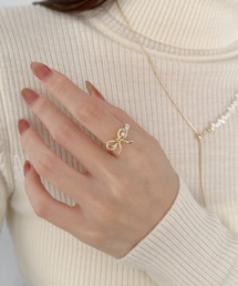 iso（イソ）の「リボンモチーフパールリング（リング）」