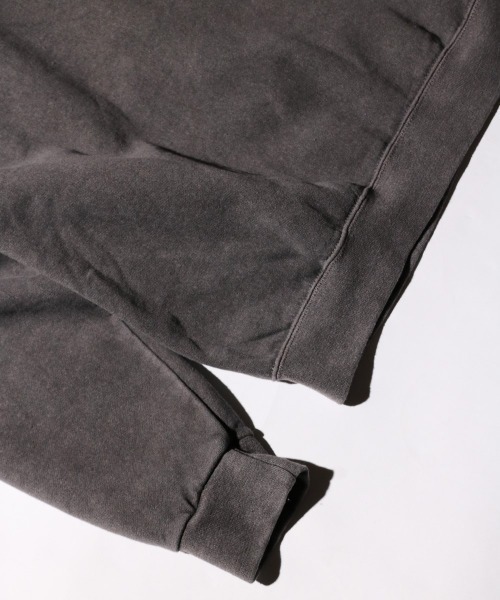 JERZEES（ジャージーズ）の「JERZEES / ジャージーズ PIGMENT DYE CREW NECK SWEAT ピグメントダイ（スウェット・メンズ・グリーン/ライトグリーン/レッド/モカ/ブラック/グレー・MEDIUM/LARGE/X-LARGE）」の14枚目の写真