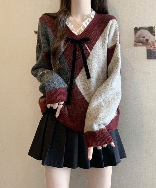 ViViDAY（ビビデー）の「レースVネック　フロントリボン　ニットプルオーバー（ニット/セーター・レディース・ワインレッド/ブラウン系その他・M）」の6枚目の写真