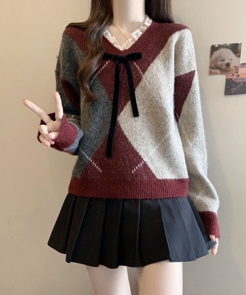 ViViDAY（ビビデー）の「レースVネック　フロントリボン　ニットプルオーバー（ニット/セーター・レディース・ワインレッド/ブラウン系その他・M）」の7枚目の写真