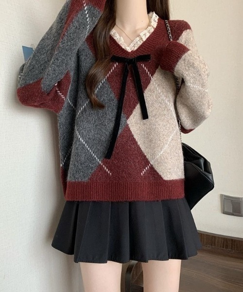 ViViDAY（ビビデー）の「レースVネック　フロントリボン　ニットプルオーバー（ニット/セーター・レディース・ワインレッド/ブラウン系その他・M）」の11枚目の写真