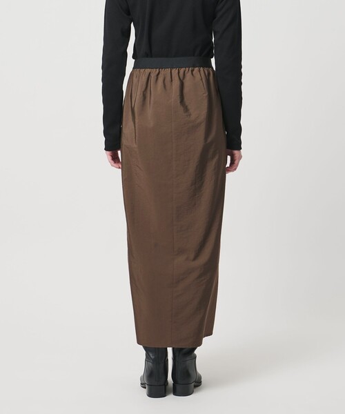 UNITED ARROWS（ユナイテッドアローズ）の「MANTECO パッチポケット タイト スカート ‐ウォッシャブル‐（スカート・レディース・ブラック/ダークブラウン・38/36）」の5枚目の写真