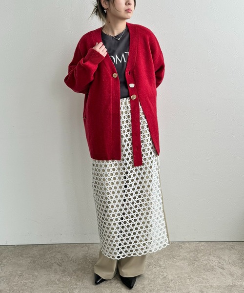 LHELBIE（レルビエ）の「アソート釦ニットカーディガン（カーディガン/ボレロ・レディース・レッド/ブラック/アイボリー・M）」の10枚目の写真